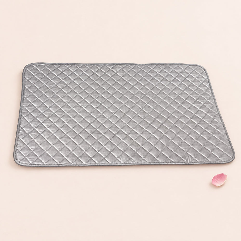 RosyIron magnetic ironing mat, grey quilted, 33 x 18 in