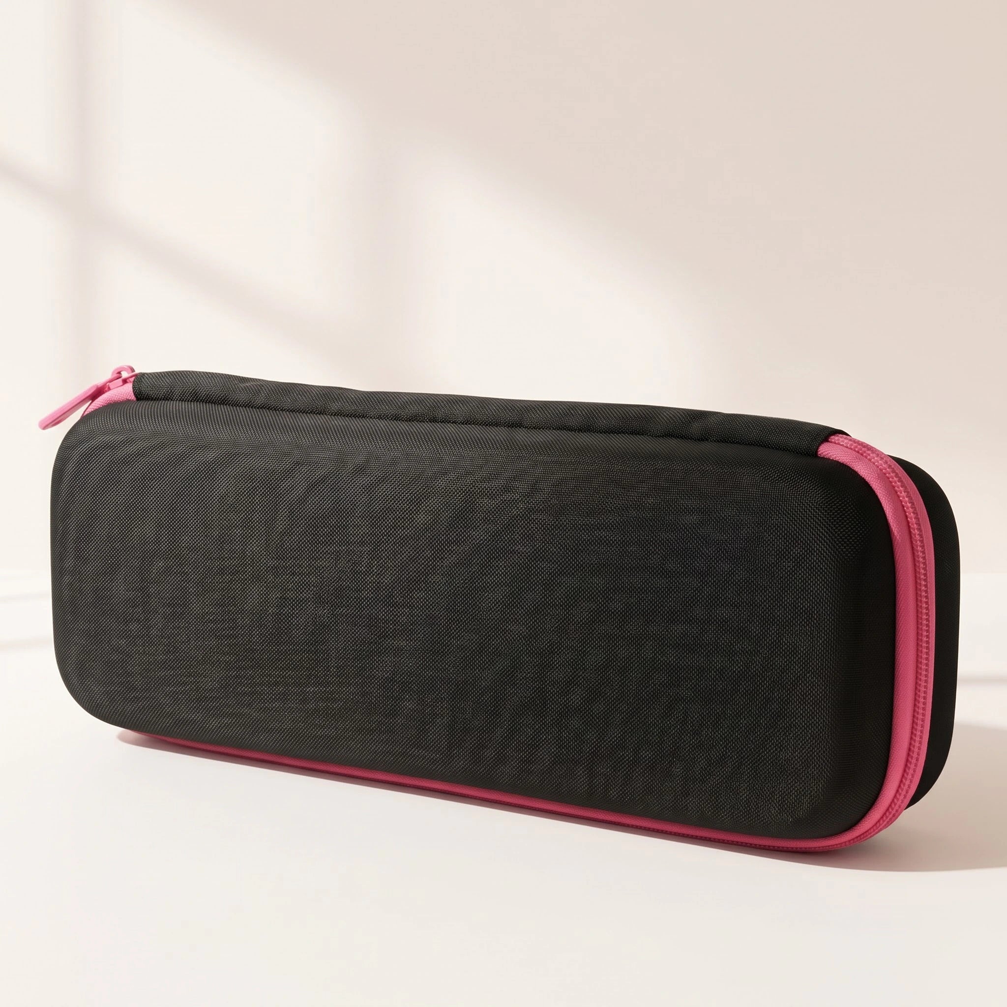 エトロ コンフォーターケース ピンクレッド Hard Travel Case for the SteamerPro | RosyIron