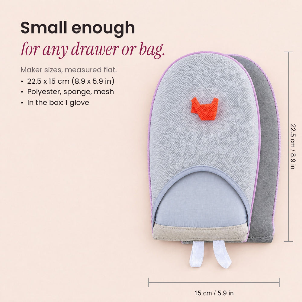 RosyIron steamer glove size guide showing the 22.5 x 15 cm grey padded mitt from above